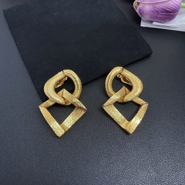 European and American medieval lava brushed geometric pendant earrings, ear clip design, personalized earrings - Зображення 6