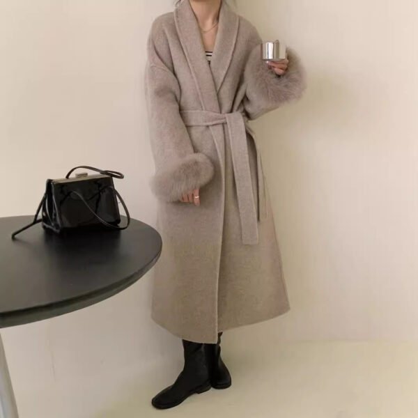 Women's Long Lapel Reversible Cashmere Coat – Image 2