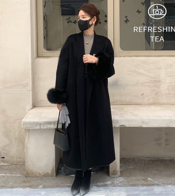 Women's Long Lapel Reversible Cashmere Coat – Image 5