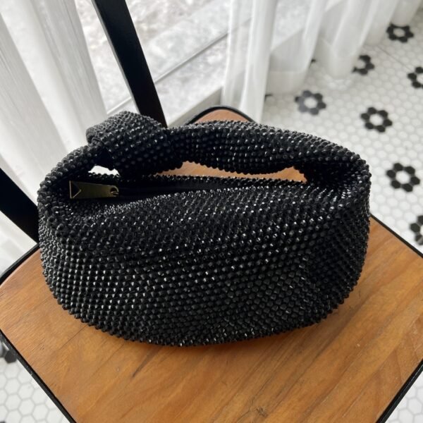 Crystal diamond inlaid diamond carrying small bag with knots, half moon shaped underarm women's bag - 画像 (8)